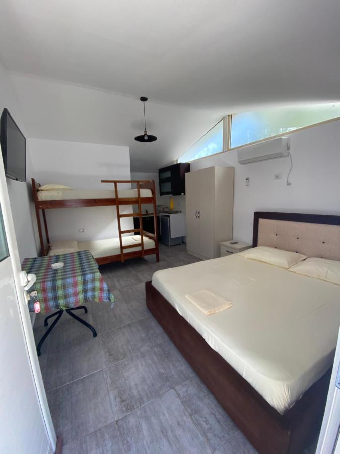 Seaside Cabin Ksamil Ngoại thất bức ảnh