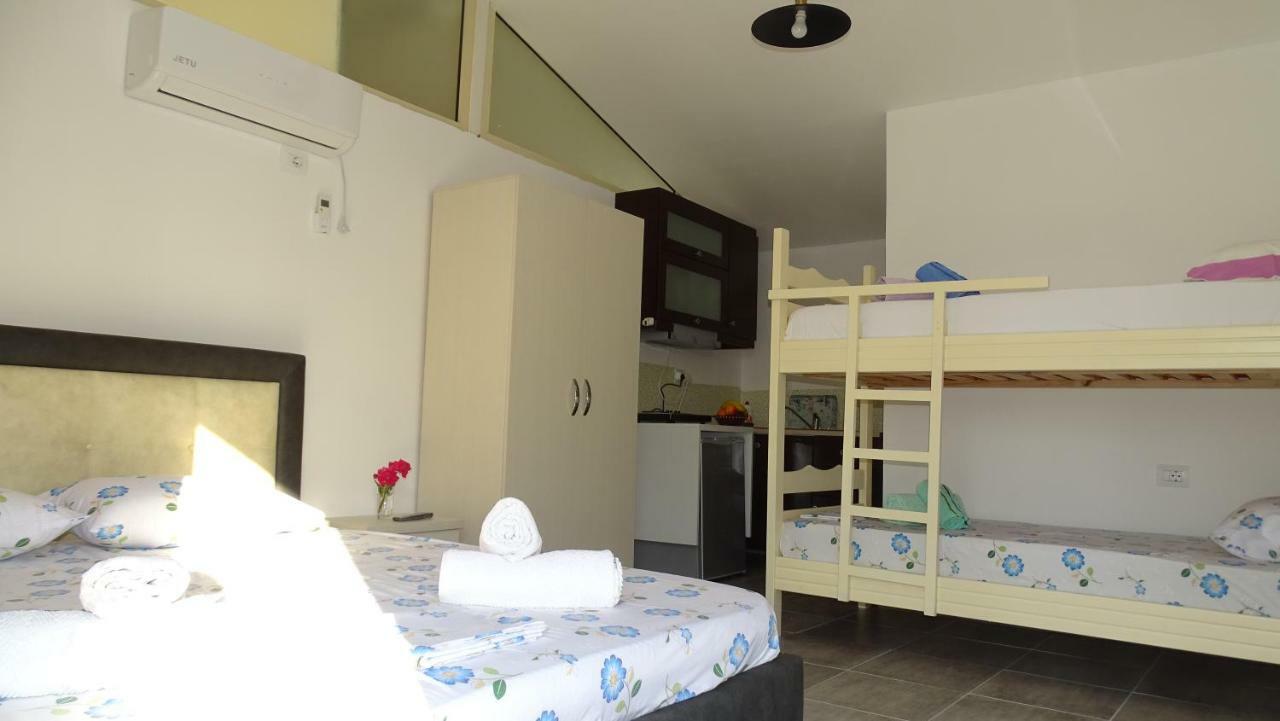 Seaside Cabin Ksamil Ngoại thất bức ảnh