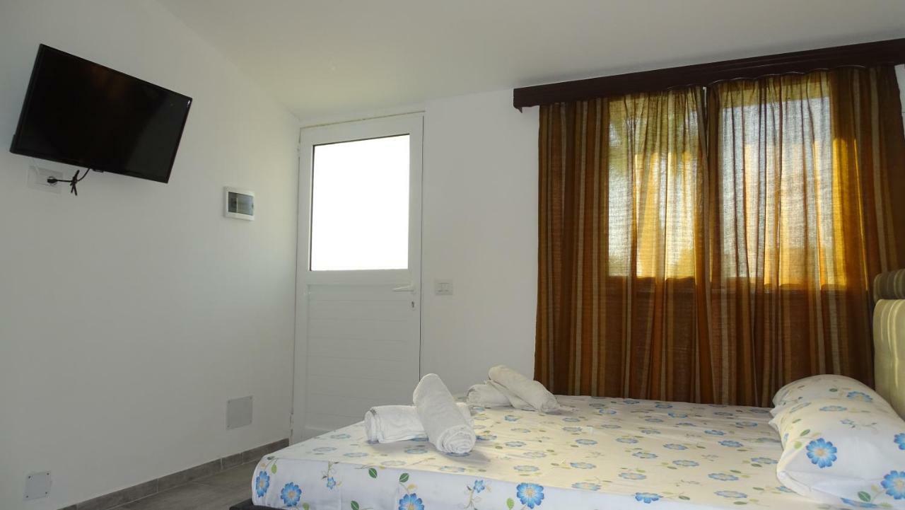 Seaside Cabin Ksamil Ngoại thất bức ảnh