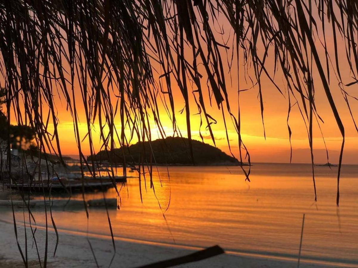 Seaside Cabin Ksamil Ngoại thất bức ảnh